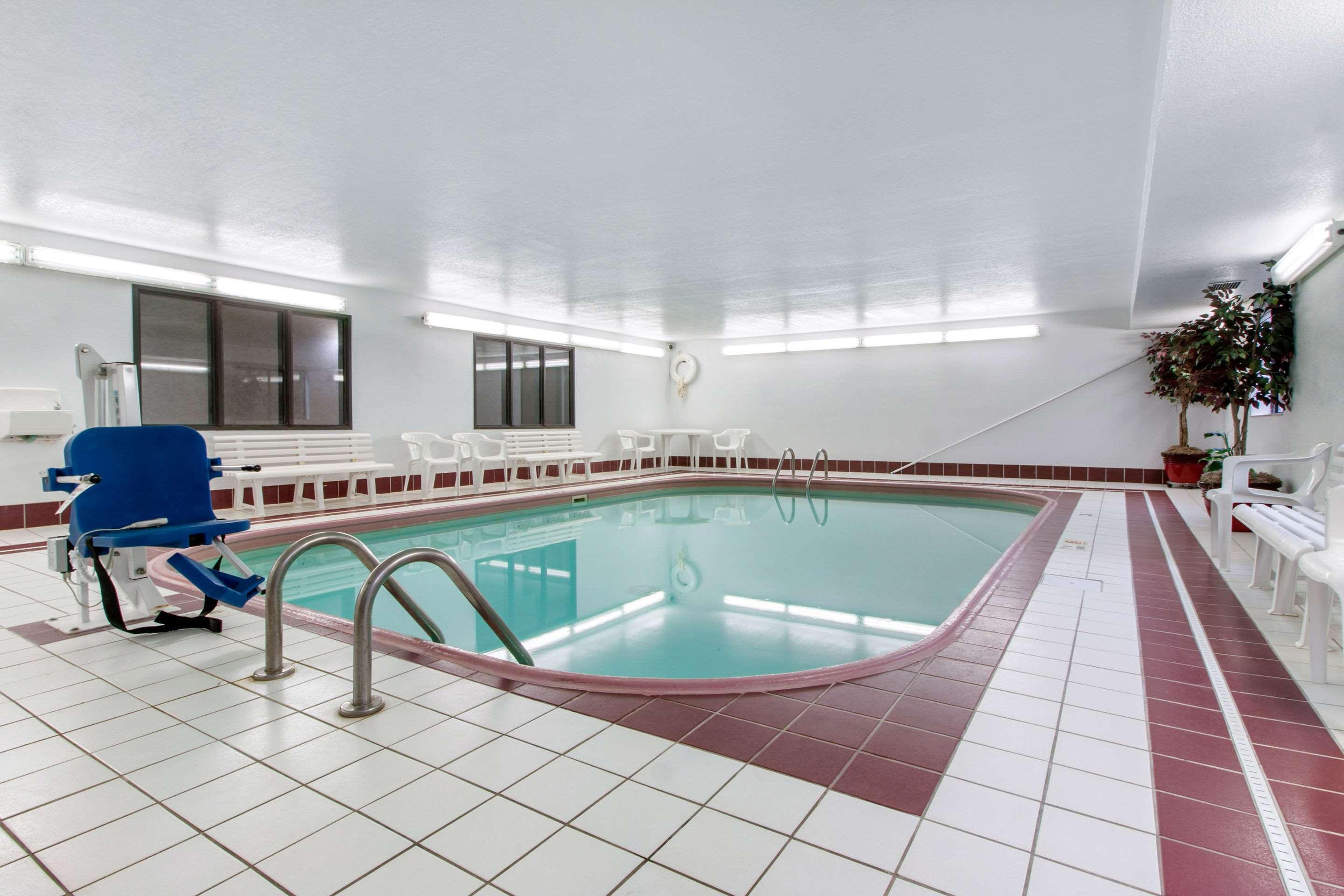 Econo Lodge Oacoma Exteriör bild